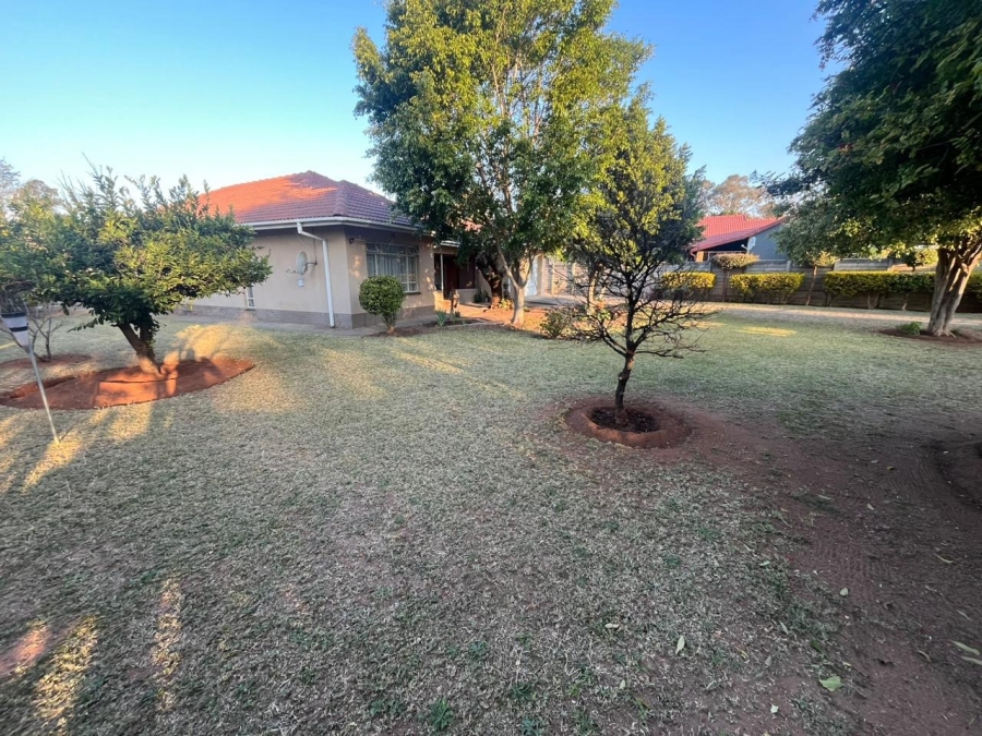 3 Bedroom Property for Sale in Protea Park North West